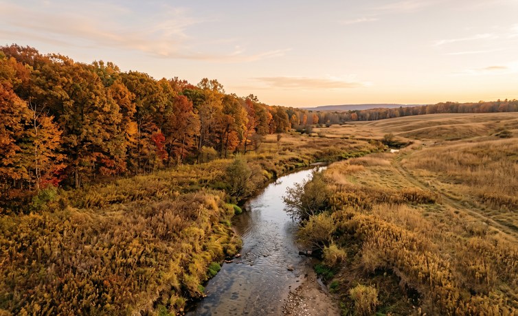 evaluate land features water timber terrain